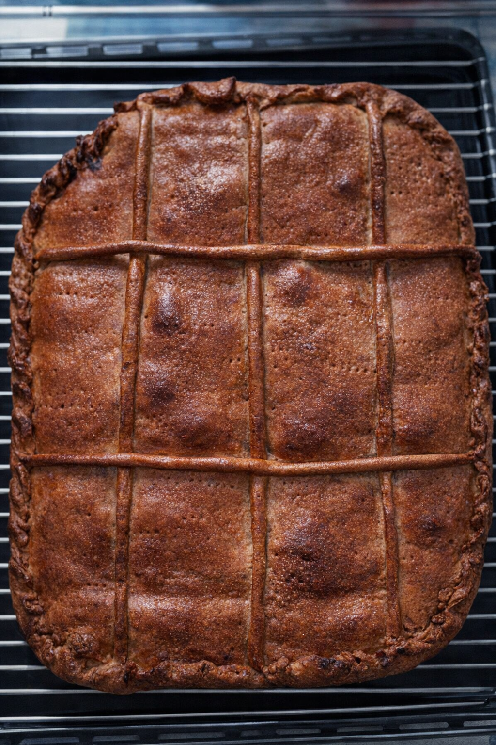 Empanada de bonito (no gallega)