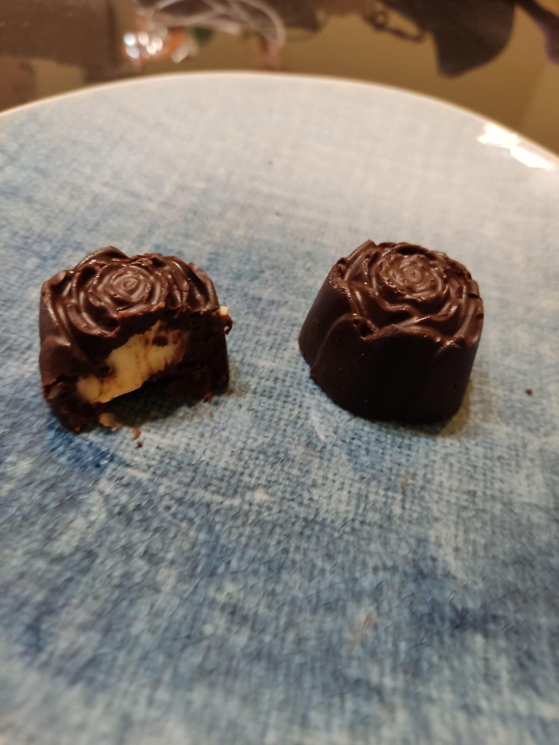 Bombones de queso y chocolate