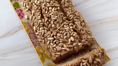 Foto pan de quinoa cuadrada 1