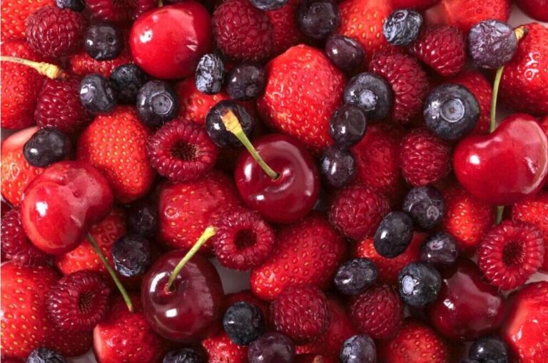 Cuáles son y qué propiedades tienen los frutos rojos