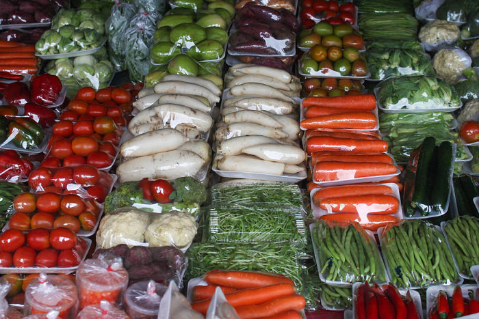 Los alimentos frescos son más económicos y ecológicos que los envasados
