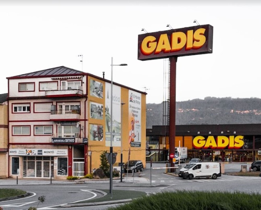 supermercado gadis en Mos
