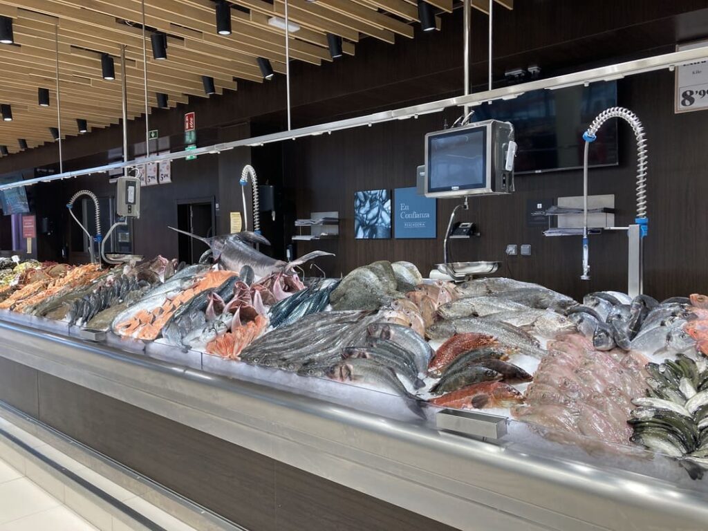 En qué fijarse al comprar carne y pescado fresco en el supermercado