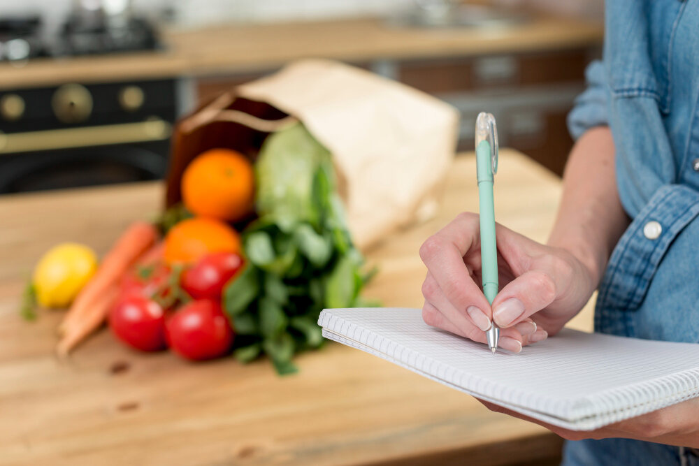Alimentación equilibrada: qué no puede faltar en tu carrito de supermercado